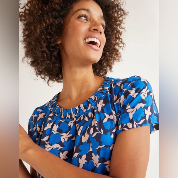 BODEN Carey Top Bold Blue Blouse Floral Clematis Shirt Black Pleated Neckline - Picture 5 of 16